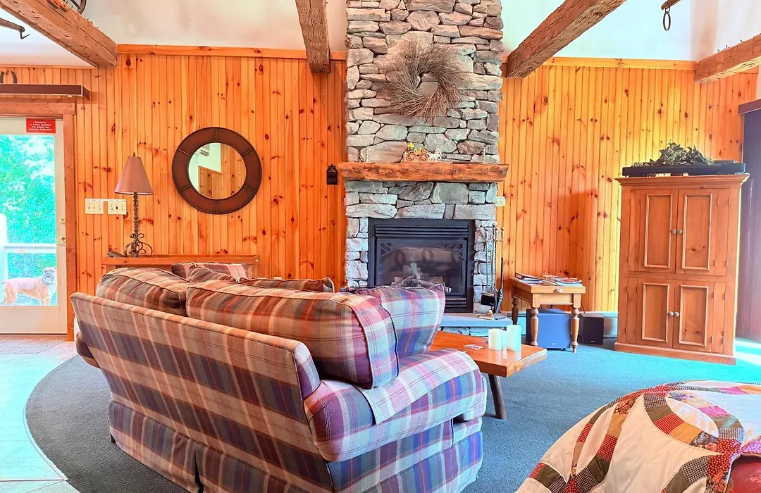 Hillside Farm B & B-1
